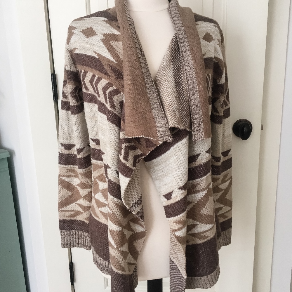 Blu Pepper Southwestern Print Sweater Brown Small